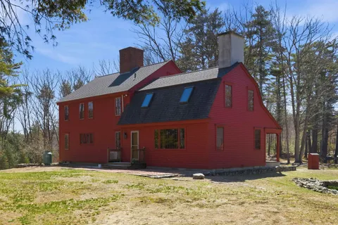 $899,000 | 29 Kona Farm Road, Moultonborough, NH 03254