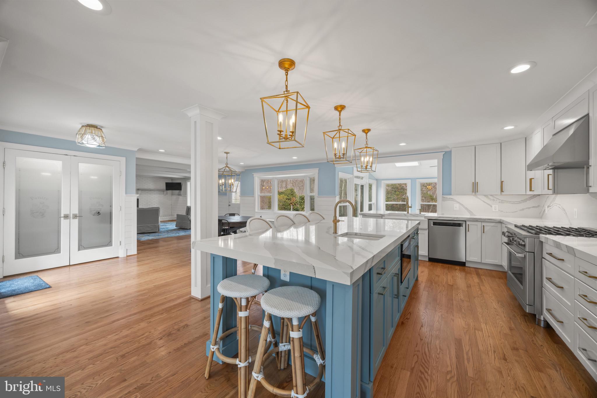 3484 Olympia Road Davidsonville, MD 21035 - Photo 6 of 43 Gourmet Kitchen with breakfast nook