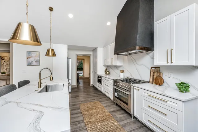 $1,149,000 | 1561 Montclair Street, Charleston, SC 29407