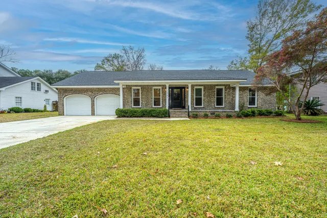 $1,149,000 | 1561 Montclair Street, Charleston, SC 29407