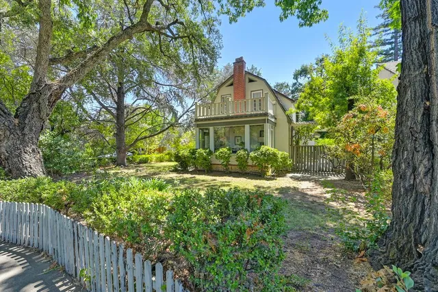 $689,000 | 2045 Forrest Street, Sacramento, CA 95815