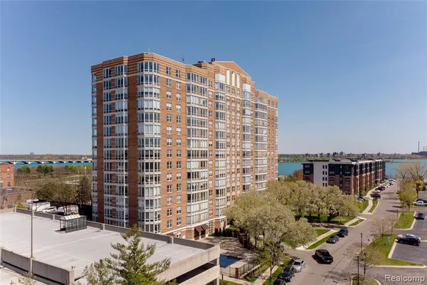 $219,000 | 250 East Harbortown Drive, Unit 307, Detroit, MI 48207