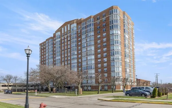 $219,000 | 250 East Harbortown Drive, Unit 307, Detroit, MI 48207