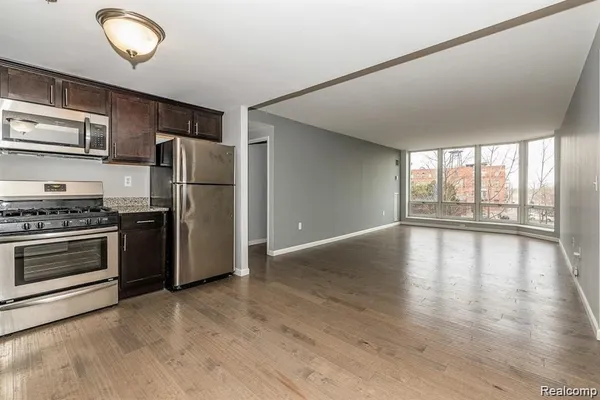 $219,000 | 250 East Harbortown Drive, Unit 307, Detroit, MI 48207