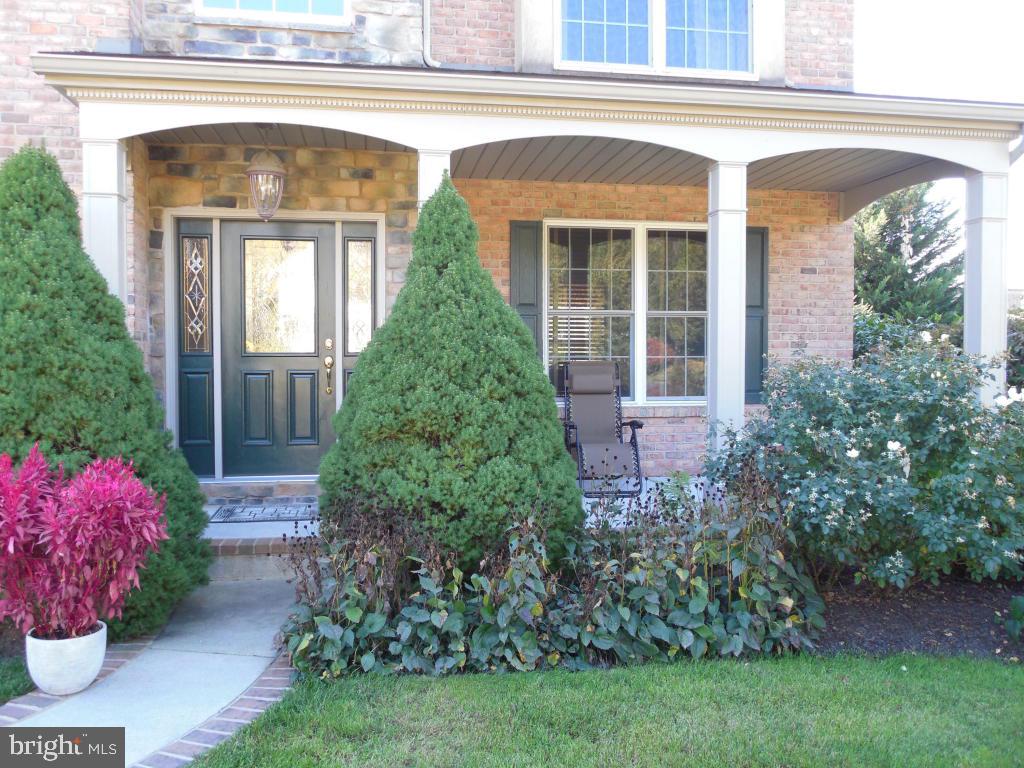 16 Windsor Lane Lititz, PA 17543 - Photo 3 of 32