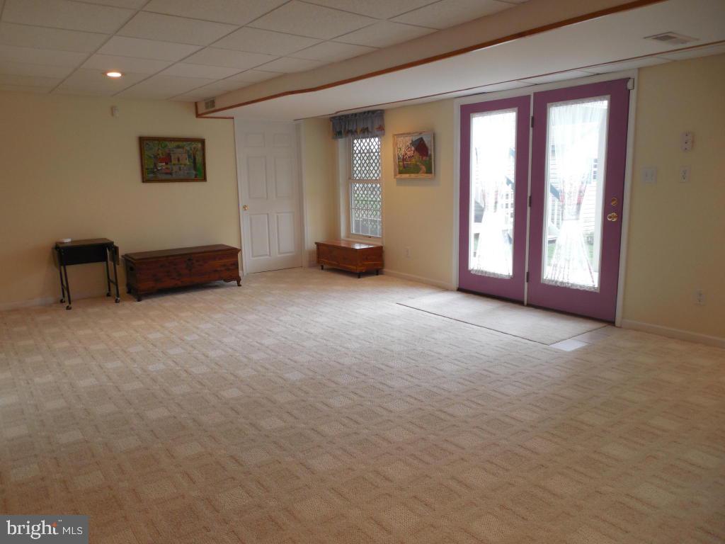 16 Windsor Lane Lititz, PA 17543 - Photo 23 of 32
