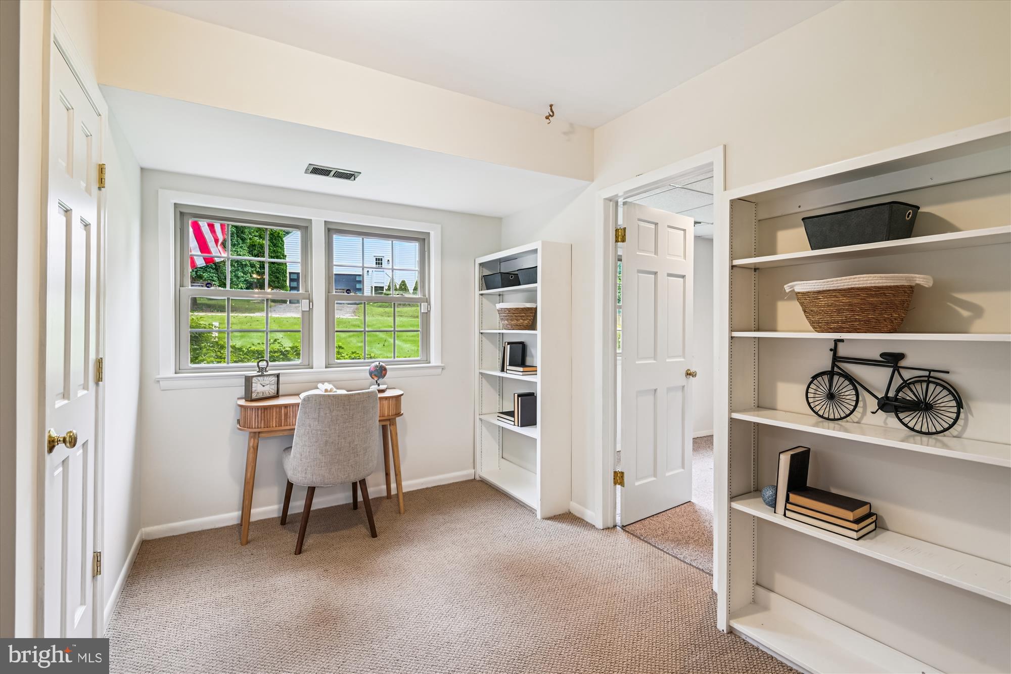 1003 Dulaney Lane Annapolis, MD 21403 - Photo 26 of 50 Office/craft space