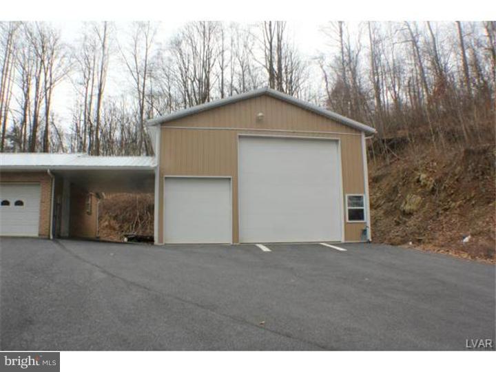 82 Turkey Road Kempton, PA 19529 - Photo 2 of 16 Gallery Image 2