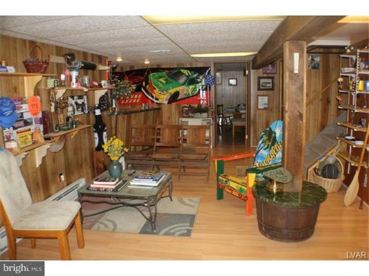82 Turkey Road Kempton, PA 19529 - Photo 10 of 16 Gallery Image 10