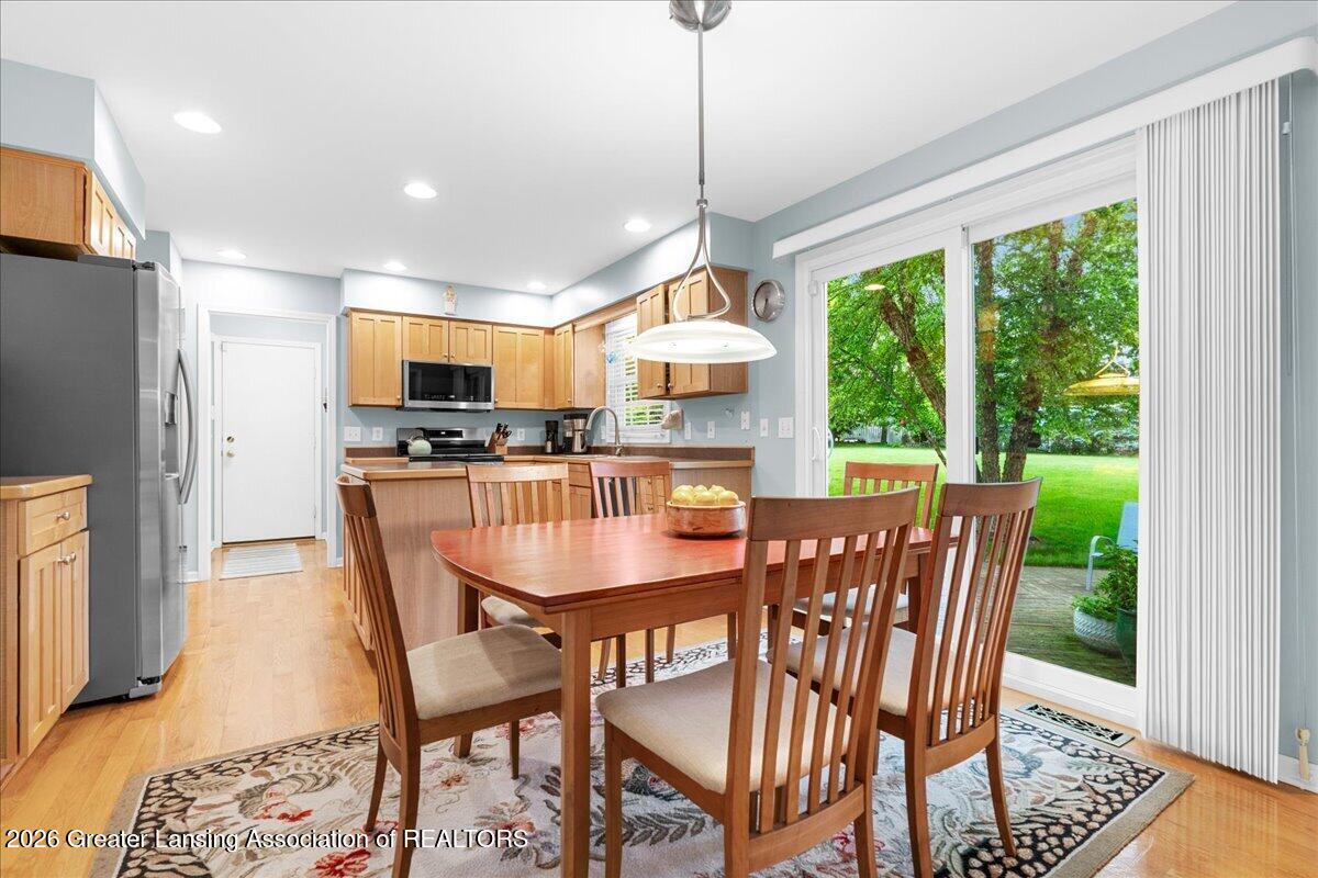 3294 Hidden Ridge Drive Dewitt, MI 48820 - Photo 14 of 51 25-Media Jett - 49