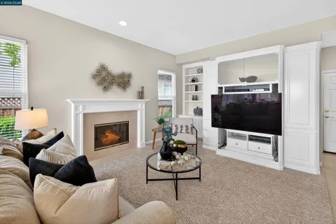 $2,798,800 | 3643 Country Club Terrace, Danville, CA 94506