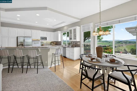 $2,798,800 | 3643 Country Club Terrace, Danville, CA 94506