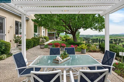 $2,798,800 | 3643 Country Club Terrace, Danville, CA 94506