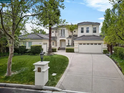 $2,798,800 | 3643 Country Club Terrace, Danville, CA 94506