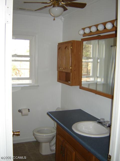 435 Nine Foot Road Newport, NC 28570 - Photo 5 of 9 Bathroom