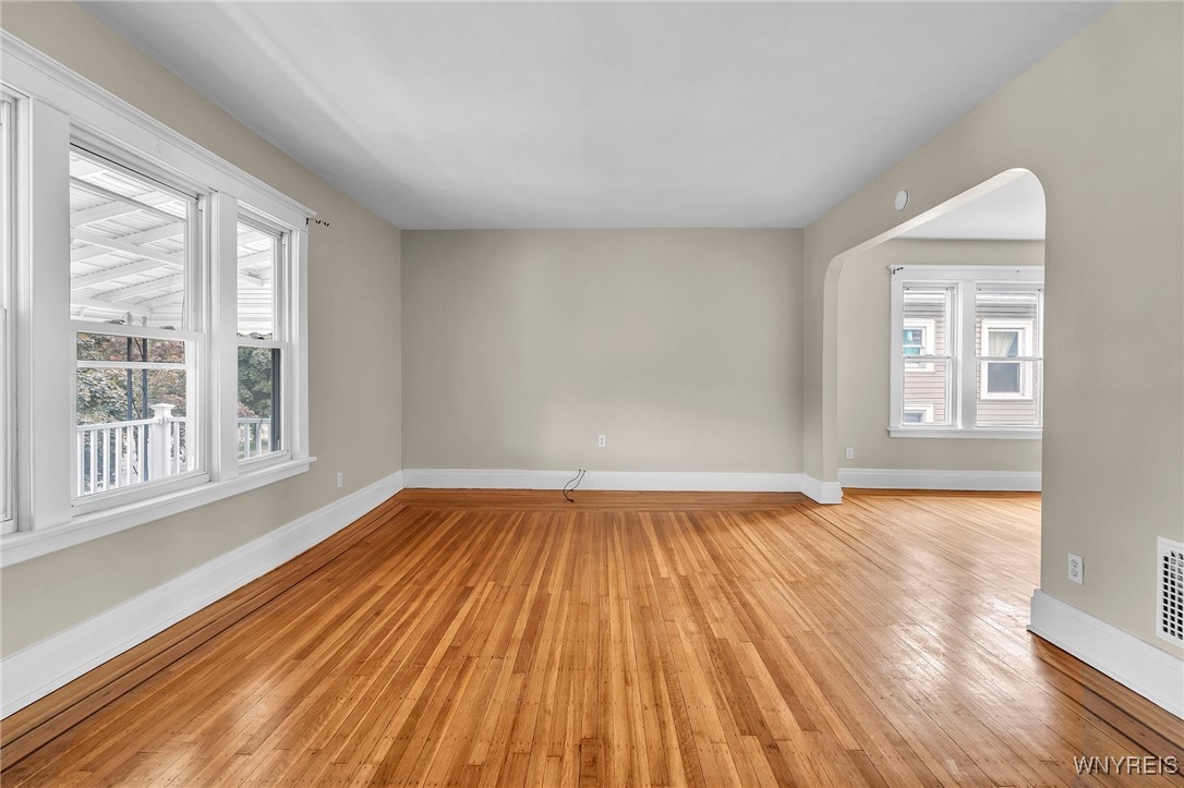 88 Rugby Road Buffalo, NY 14216 - Photo 2 of 28