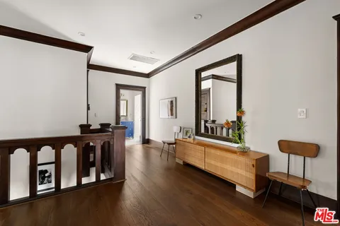 $1,695,000 | 2248 South Hobart Boulevard, Los Angeles, CA 90018