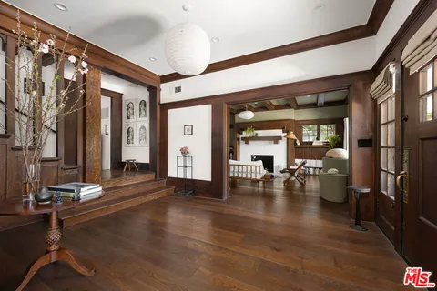 $1,695,000 | 2248 South Hobart Boulevard, Los Angeles, CA 90018