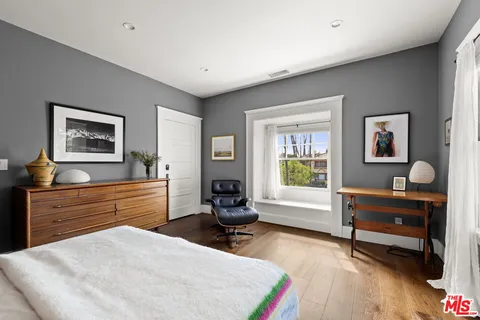 $1,695,000 | 2248 South Hobart Boulevard, Los Angeles, CA 90018