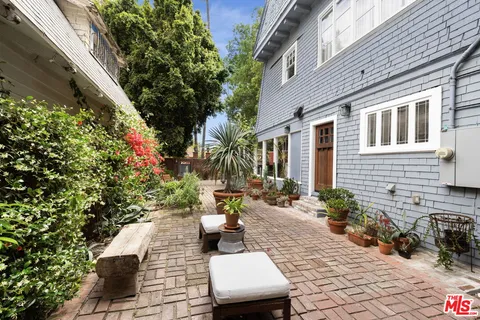 $1,695,000 | 2248 South Hobart Boulevard, Los Angeles, CA 90018