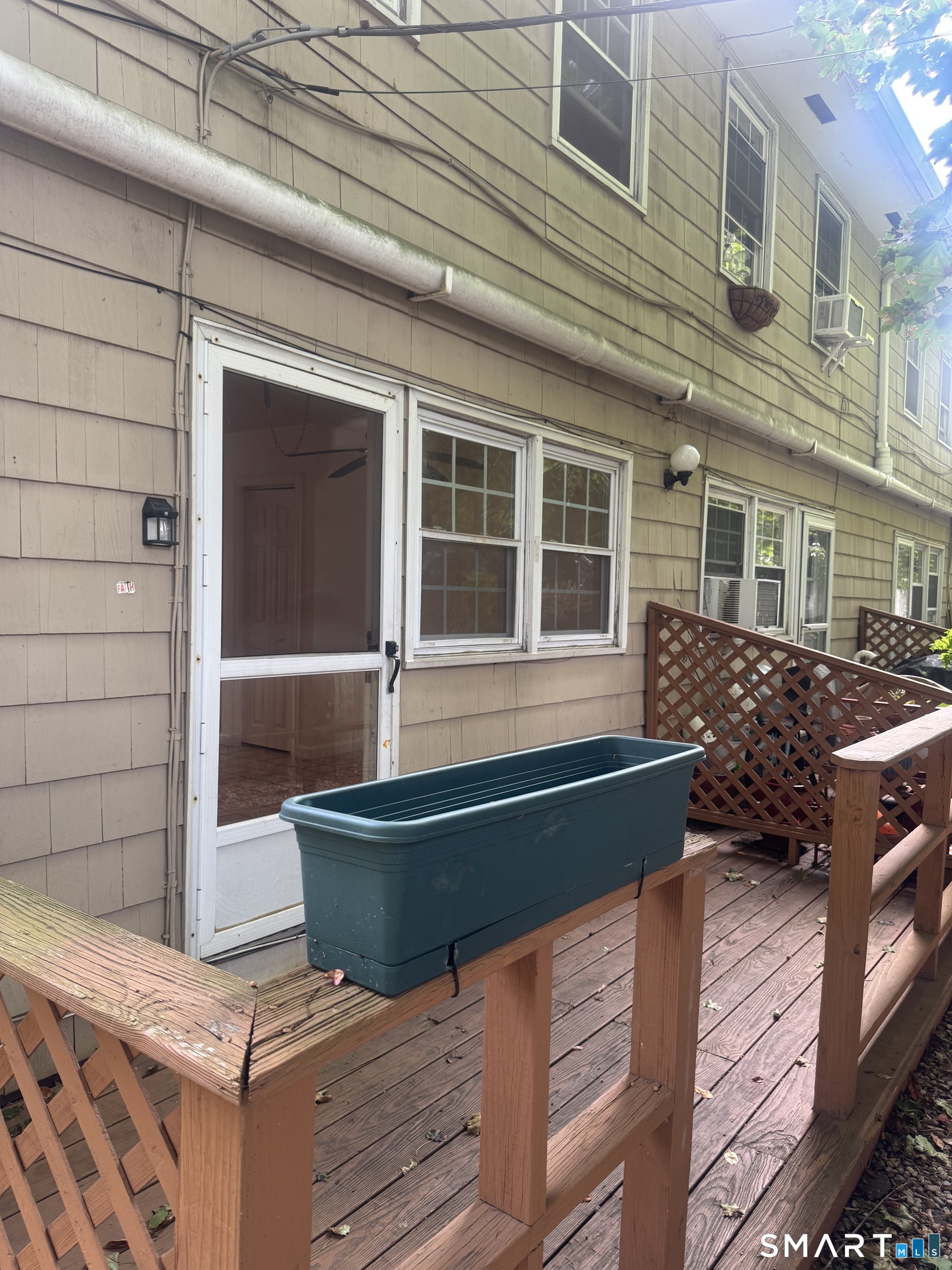 116 Commerce Street, Unit 16 Clinton, CT 06413 - Photo 18 of 19 Gallery Image 18