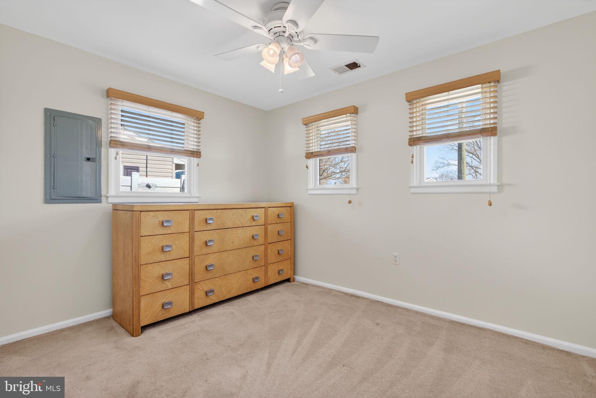 929 Mt Road Burlington, NJ 08016 - Photo 23 of 36