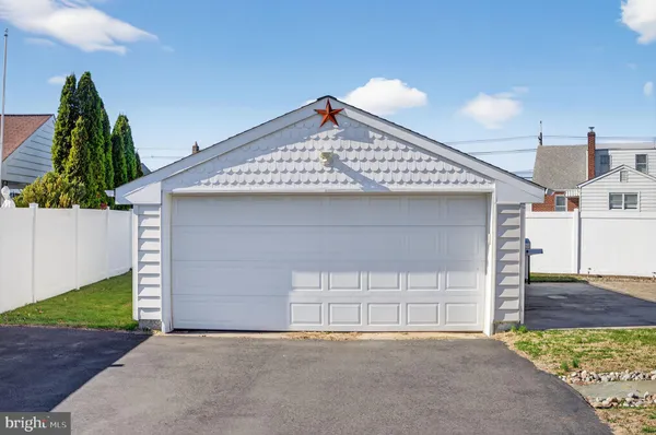 $315,000 | 929 Mt Road, Burlington, NJ 08016