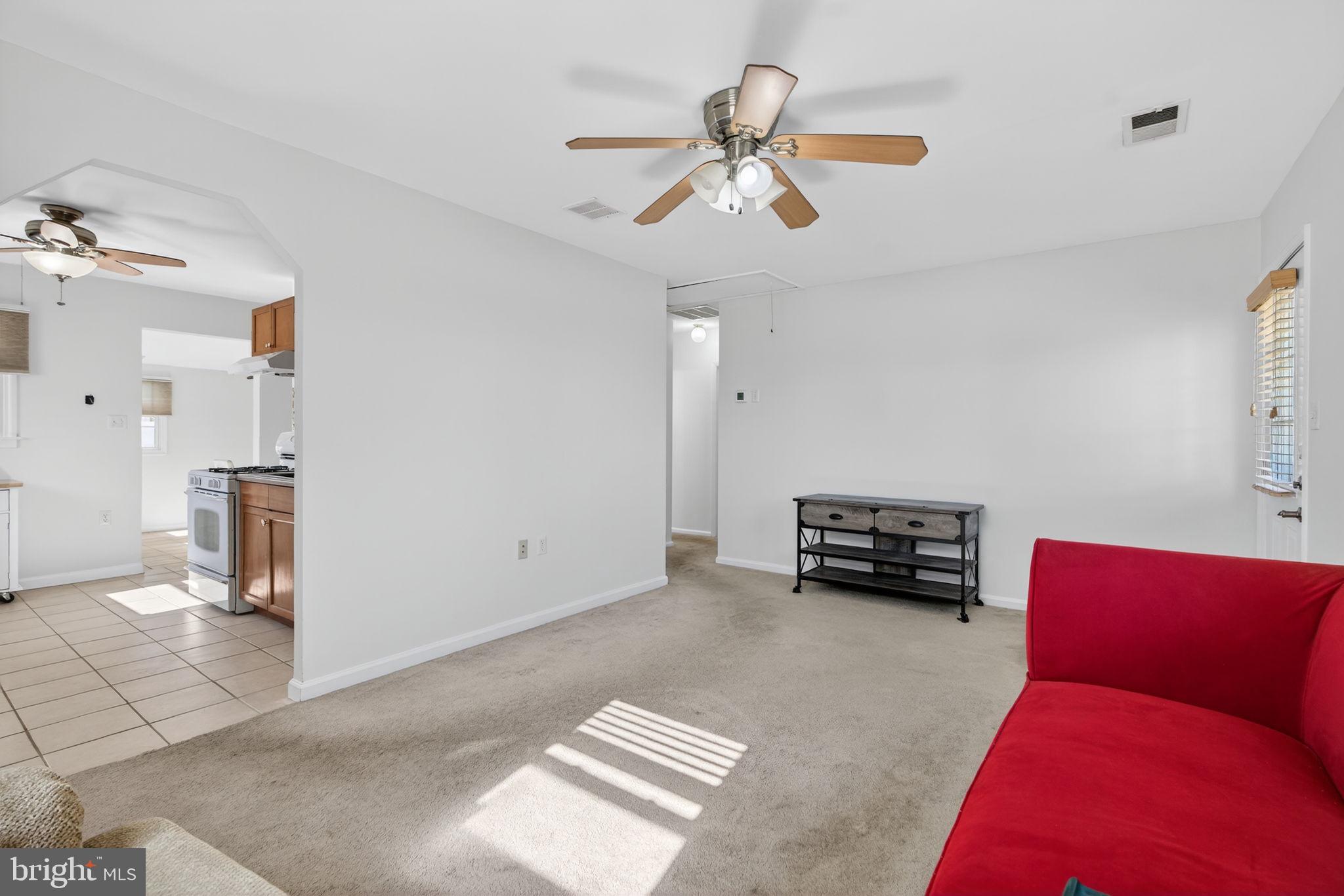 929 Mt Road Burlington, NJ 08016 - Photo 6 of 36