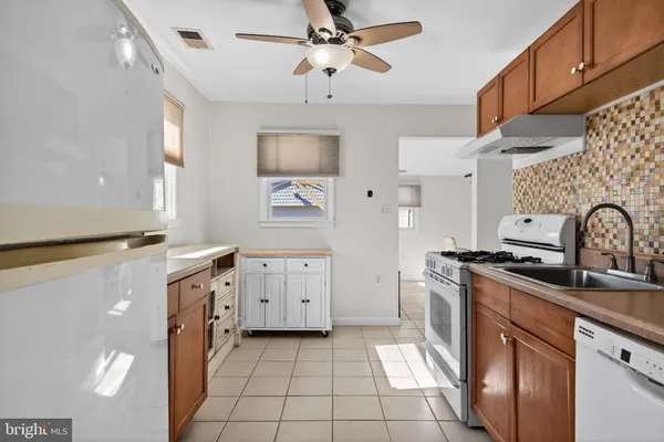 $315,000 | 929 Mt Road, Burlington, NJ 08016