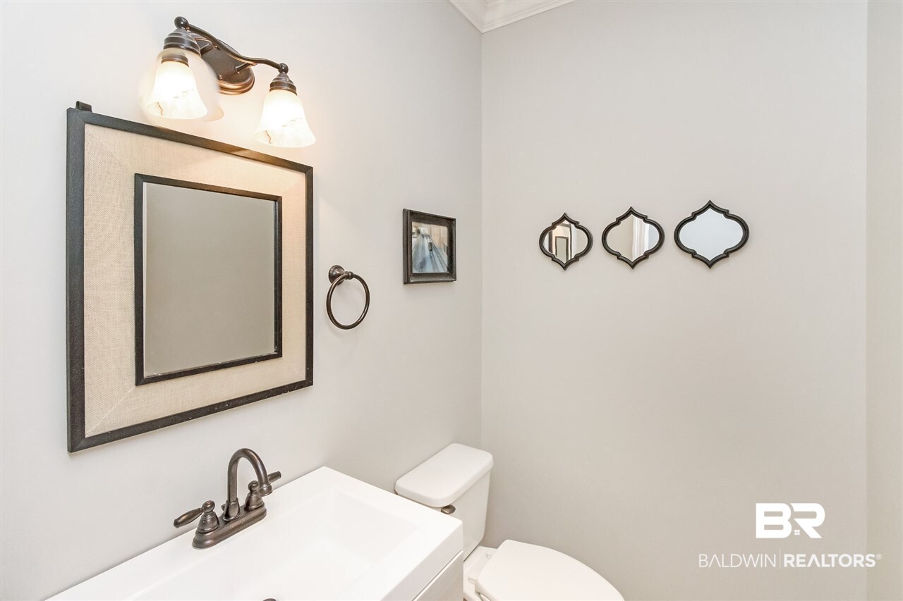 369 Gaines Avenue Mobile, AL 36609 - Photo 19 of 48