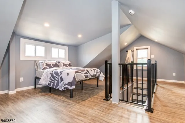 $649,999 | 5 Newell Place, North Arlington, NJ 07031