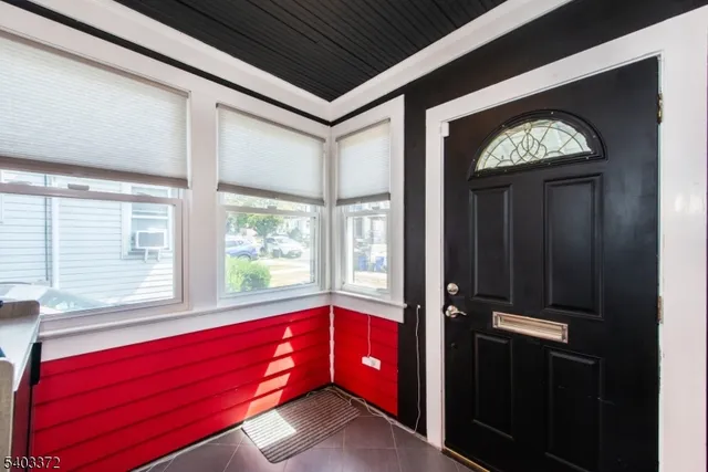 $649,999 | 5 Newell Place, North Arlington, NJ 07031