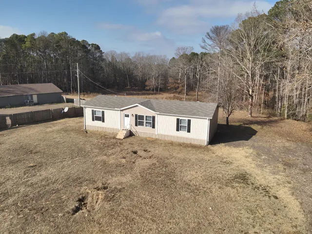 $184,900 | 3955 Highway 200, Huron, TN 38345