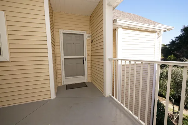 $1,800 | 1501 Partin Drive North, Unit 249, Niceville, FL 32578