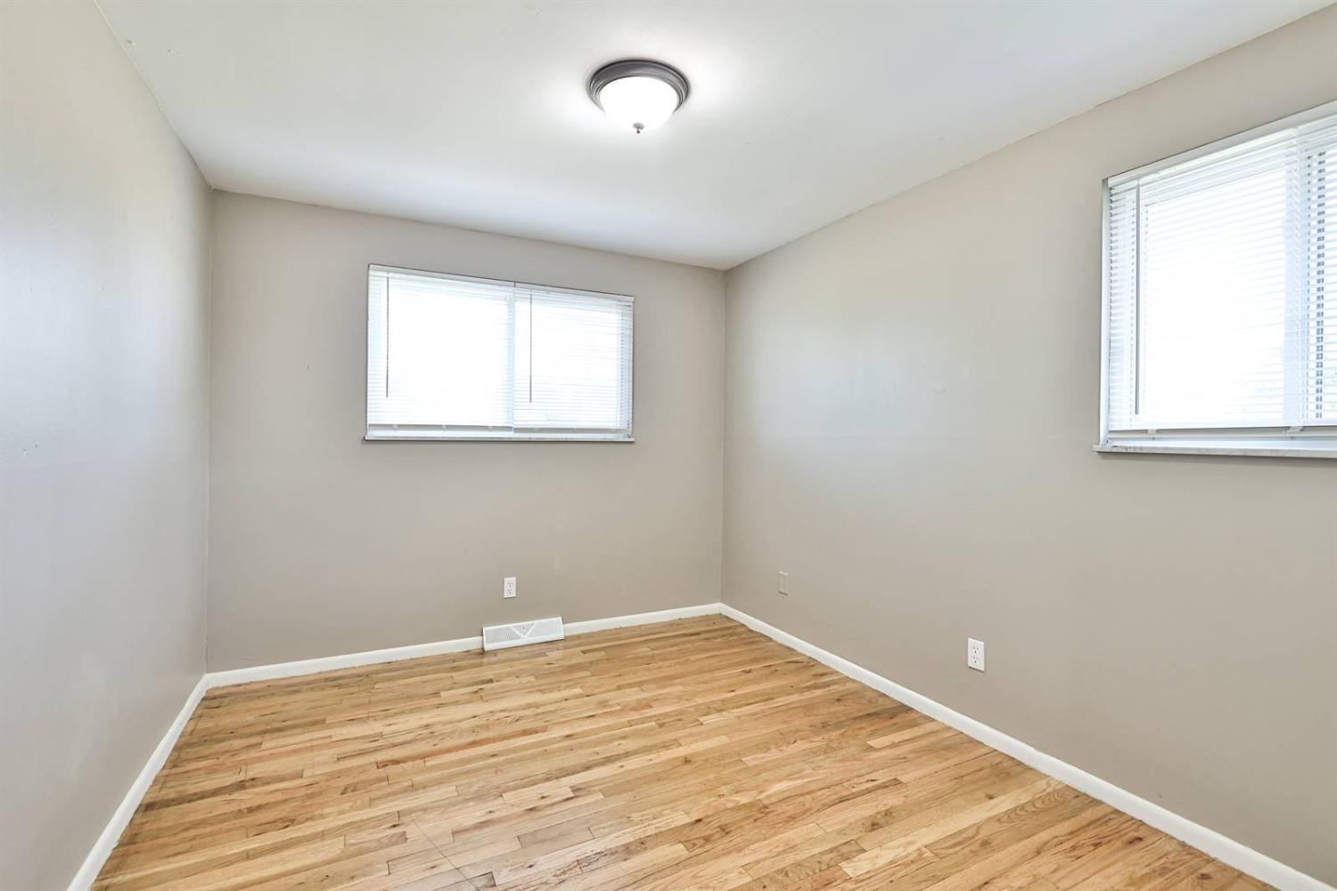 11610 Hanover Road Forest Park, OH 45240 - Photo 16 of 30