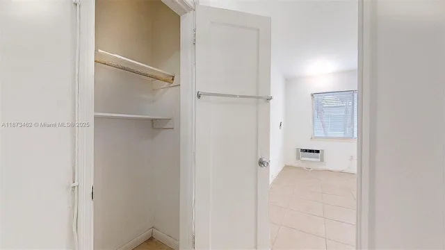 $1,650 | 2499 Southwest 27th Street, Unit 7, Miami, FL 33133