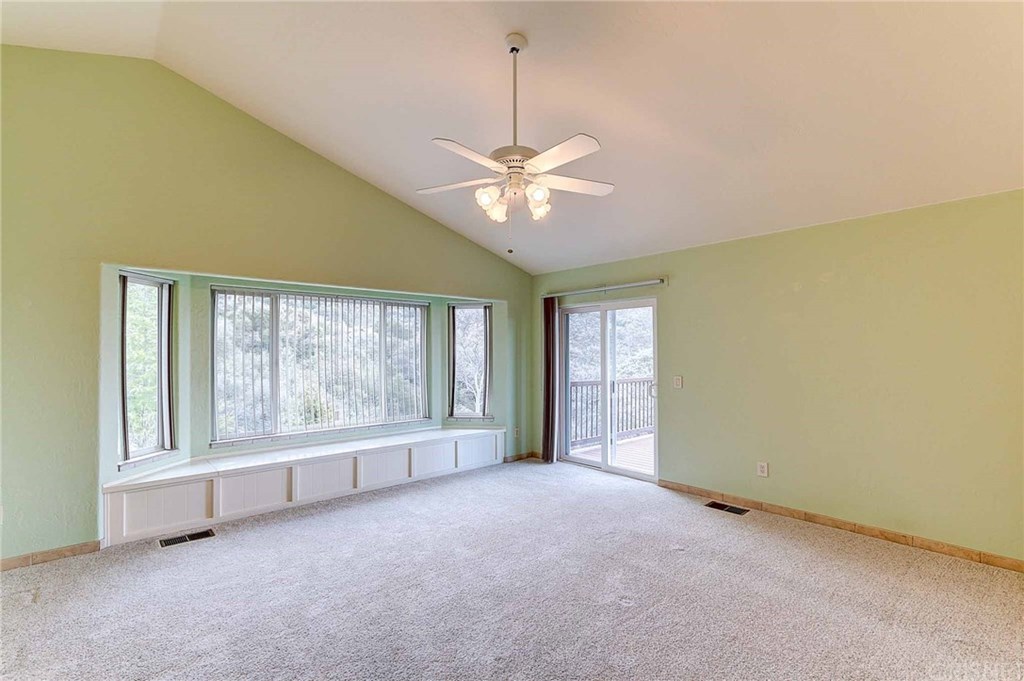 24120 Jacaranda Drive Tehachapi, CA 93561 - Photo 13 of 36