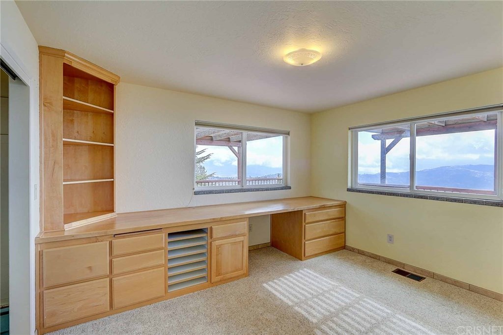 24120 Jacaranda Drive Tehachapi, CA 93561 - Photo 23 of 36