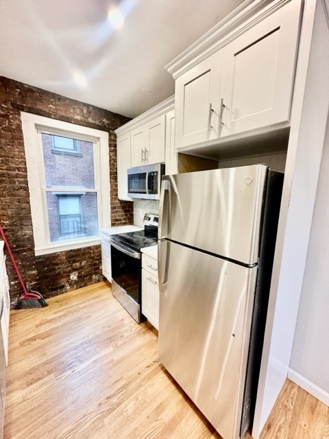 76 North Margin Street, Unit 8 Boston, MA 02113 - Photo 4 of 11