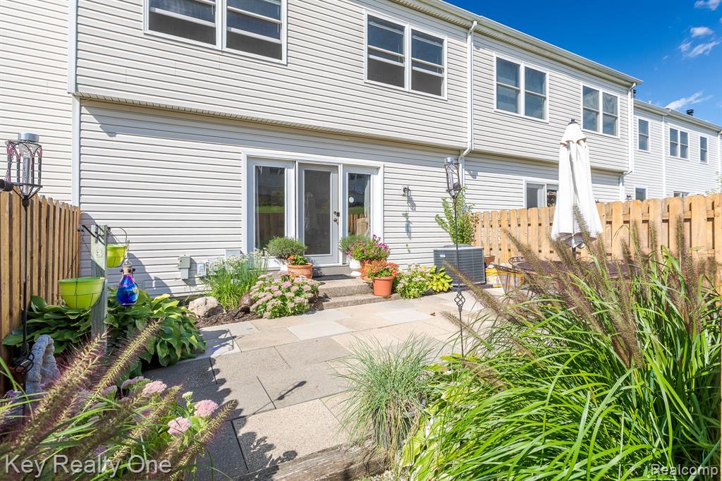 1145 Marquette Court Rochester Hills, MI 48307 - Photo 30 of 39
