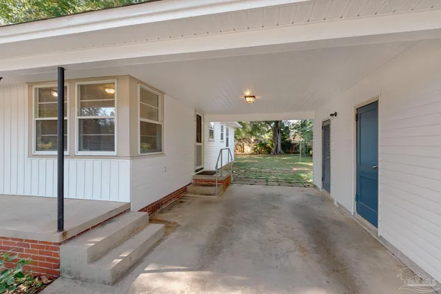 $319,000 | 102 Ariola Avenue, Pensacola, FL 32503