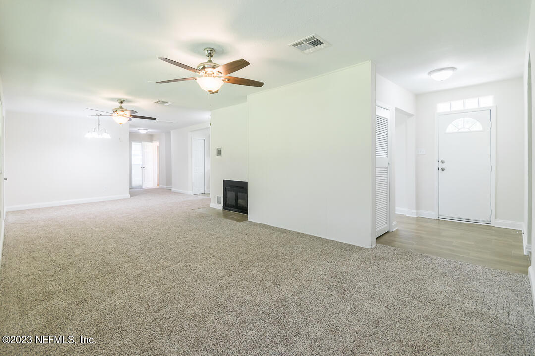 9808 Evans Road Jacksonville, FL 32208 - Photo 3 of 23 004