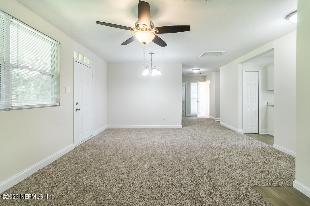 9808 Evans Road Jacksonville, FL 32208 - Photo 5 of 23 006