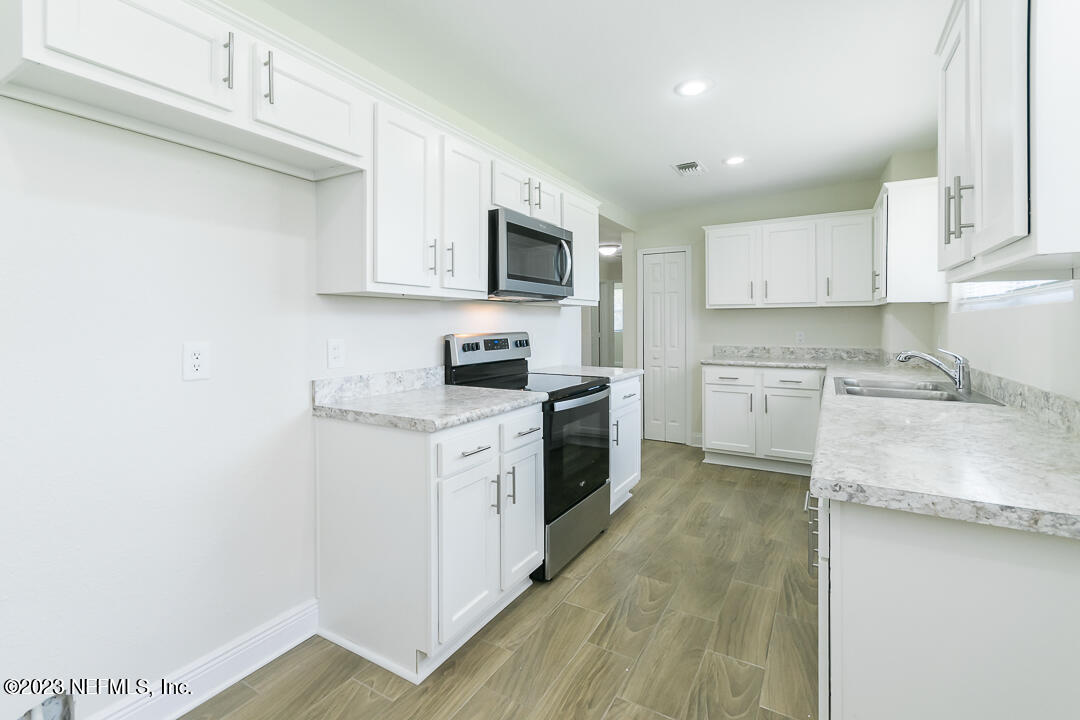 9808 Evans Road Jacksonville, FL 32208 - Photo 8 of 23 009