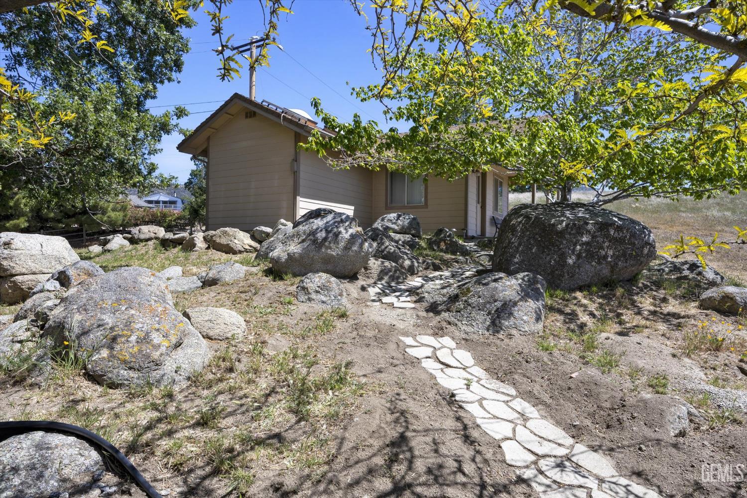 Undisclosed Address Tehachapi, CA 93561 - Photo 47 of 52