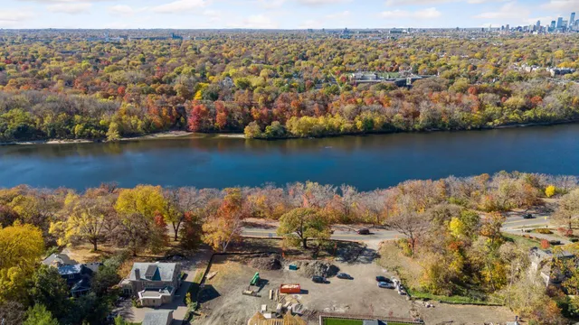 $899,900 | 104 Mississippi River Boulevard, St. Paul, MN 55104