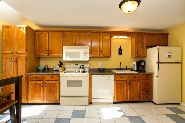 113 Maple Brook Road, Unit 113 Bellingham, MA 02019 - Photo 12 of 30 Gallery Image 12