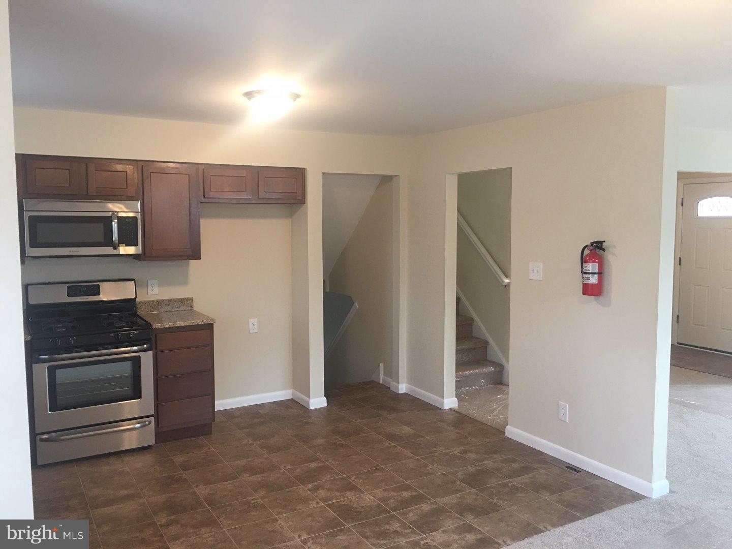 423 Sheffield Road Cherry Hill, NJ 08034 - Photo 2 of 16 Gallery Image 2