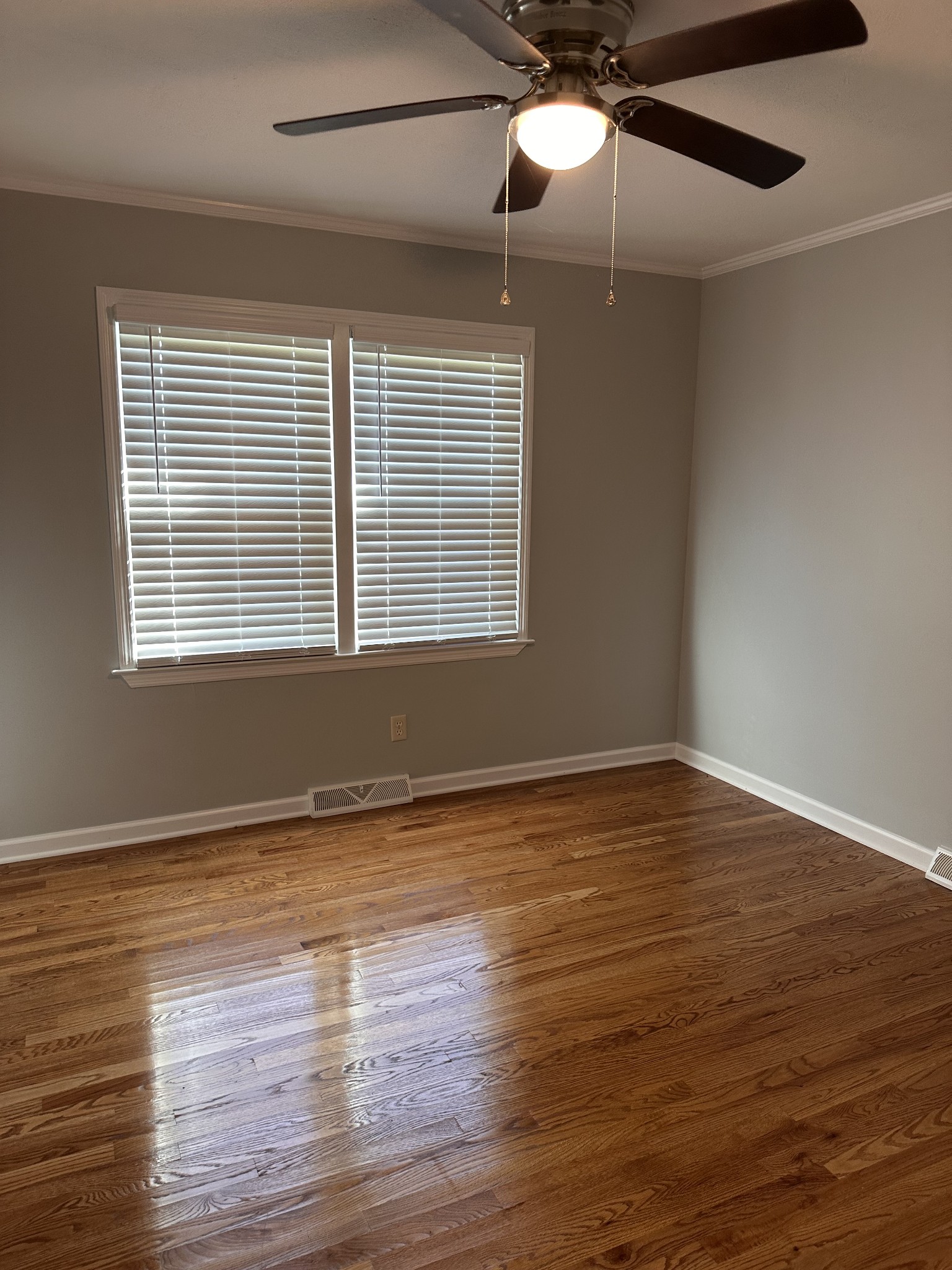 226 Roosevelt Road McMinnville, TN 37110 - Photo 11 of 16