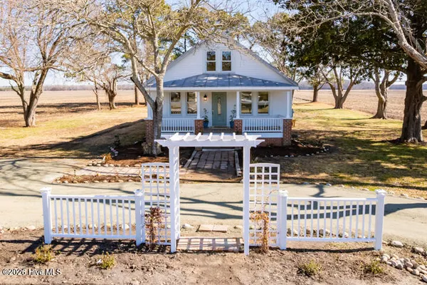 $295,000 | 22917 Highway 55, Oriental, NC 28571